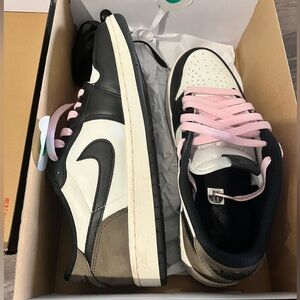 Air Jordan 1 retro low - Mocha sz M9.5